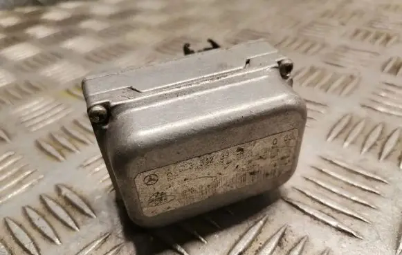 Mercedes-Benz C W203 Yaw turn rate sensor 0035423918
