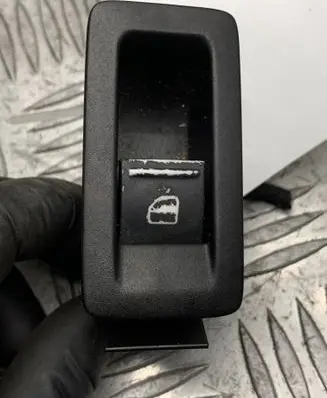 Volkswagen Touran I Electric window control switch 1F0959527