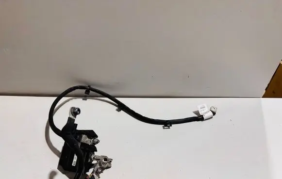 Mercedes-Benz GLC X253 C253 Battery relay fuse A0009061505
