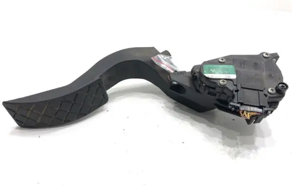 Audi A4 S4 B6 8E 8H Accelerator throttle pedal 8E1721523A