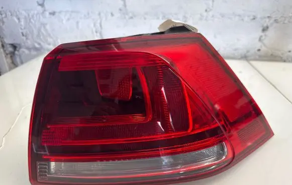 Volkswagen Golf VII Rear/tail lights 5G0945096B 90029152 1525618
