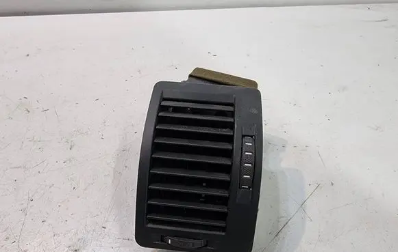 Skoda Octavia Mk2 (1Z) Dashboard side air vent grill/cover trim 1Z0819701A 1706