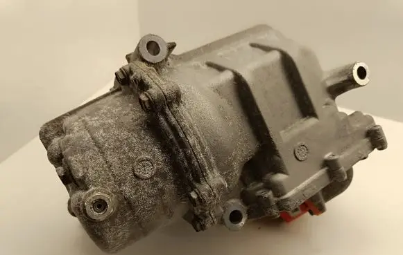 Chrysler Pacifica Air conditioning (A/C) compressor (pump) 68237995AF P68237995AF 000002194