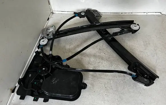 Tesla Model 3 Front door window regulator with motor 161644300A 9211141344430