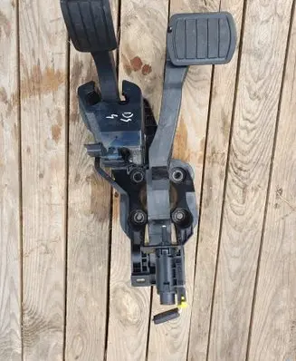 Citroen DS4 Pedal assembly 9829019980