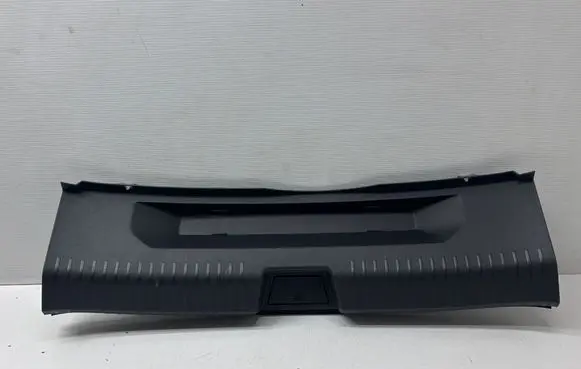 Volkswagen Jetta VII Trunk/boot sill cover protection 17A863459B 17A863485