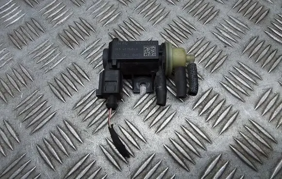 Volkswagen Cross Polo Turbo solenoid valve 1K0906627B