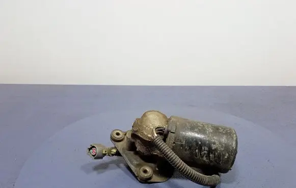 Ford Explorer Front wiper linkage and motor F07U17504AA