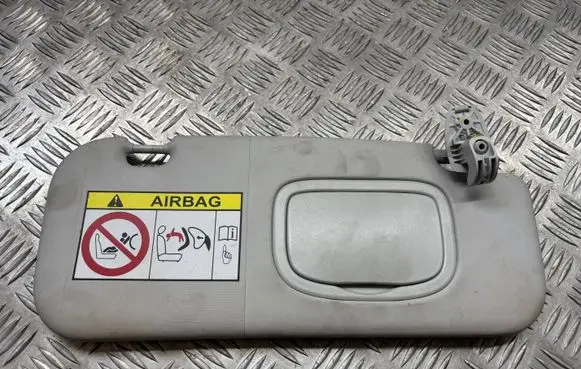 Fiat 500X Sun visor