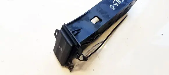 Ford Mondeo Mk III Cup holder 4S7113564A D1B1A