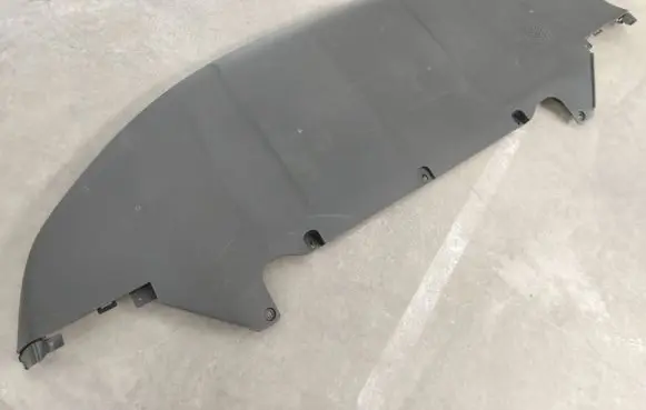 Front underbody cover/under tray