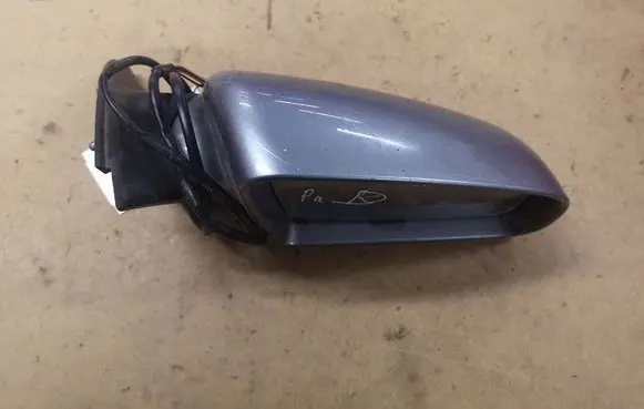 Audi A4 S4 B6 8E 8H Front door electric wing mirror 010681