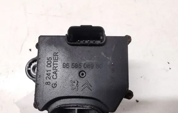 Peugeot 308 Heater blower motor/fan resistor 9658508980