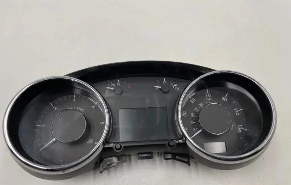 Peugeot 5008 Speedometer (instrument cluster) 9676464680 00575823 69189780U