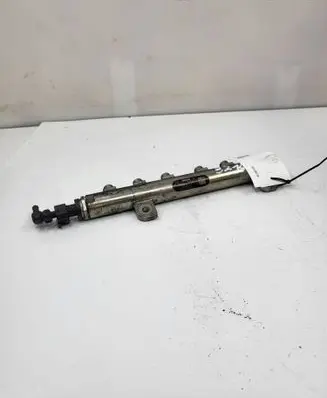 Opel Zafira B Fuel main line pipe 55209572 0445214095