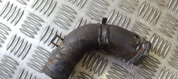 Hyundai Lantra II Engine coolant pipe/hose