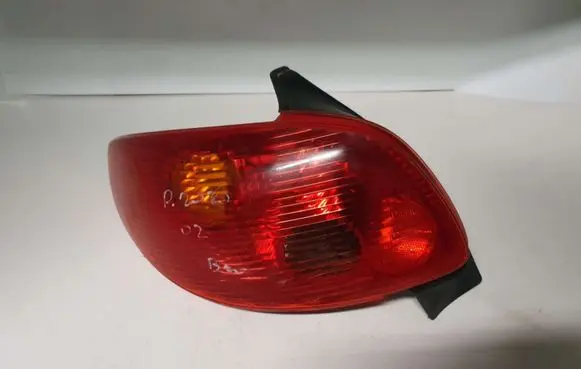 Peugeot 206 Rear/tail lights