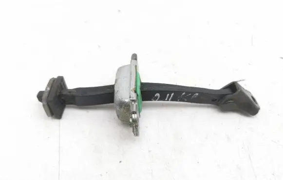 Hyundai Santa Fe Front door check strap stopper