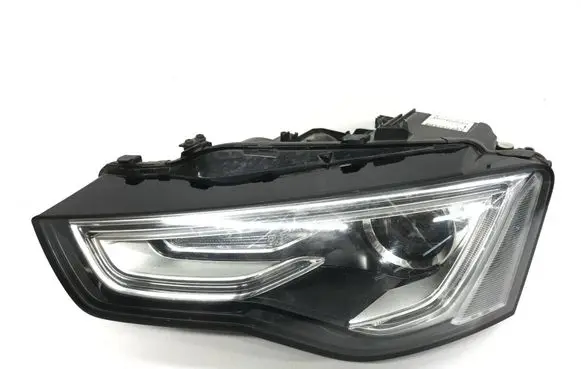 Audi A5 8T 8F Headlight/headlamp 8T0941005C 030127427104 LE10B6237