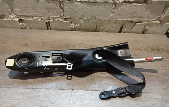 Volvo XC90 Front seatbelt