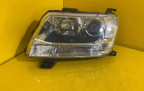 Suzuki Grand Vitara II Headlight/headlamp 100-59079