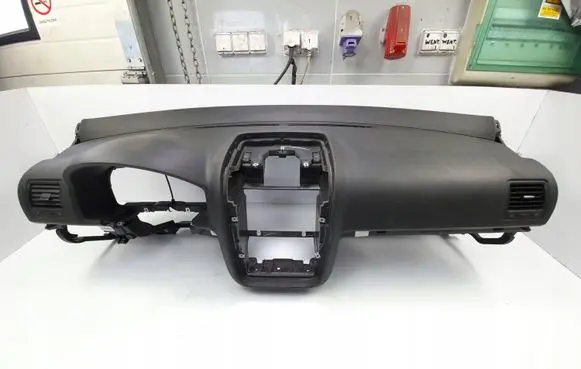 Volkswagen Golf V Dashboard 1K1858295
