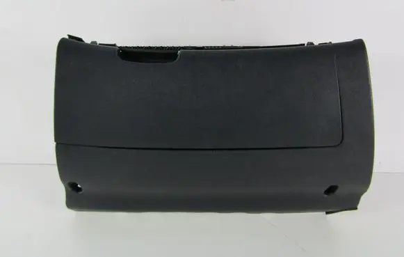 Skoda Octavia Mk2 (1Z) Glove box 1Z1857097