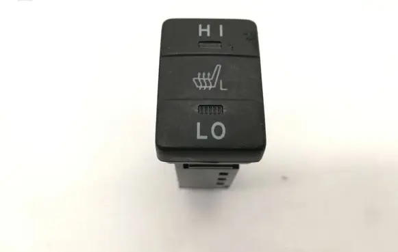 Toyota Auris E180 Seat heating switch 191698