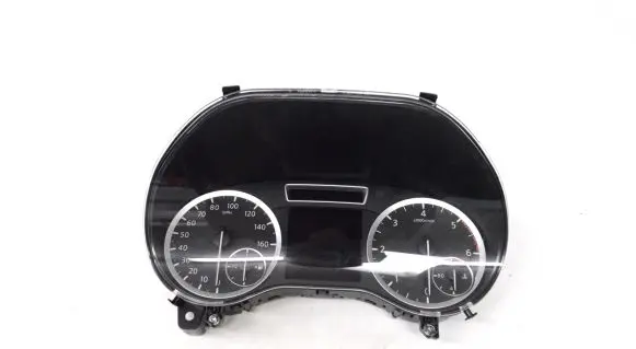 Infiniti Q30 Speedometer (instrument cluster) 0263733019 A0919006001