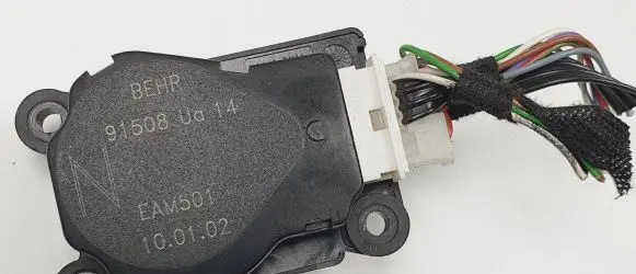 Mercedes-Benz S W220 A/C air flow flap actuator/motor EAM501