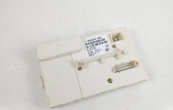 Mercedes-Benz E C207 W207 Other control units/modules A2079000600 A2079010000 A2079020300