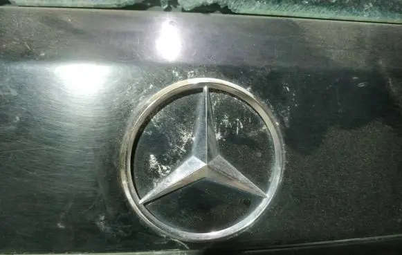 Mercedes-Benz C AMG W204 Manufacturer badge logo/emblem 