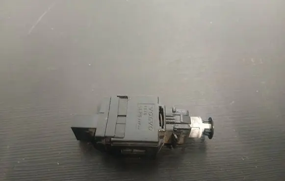 Volvo XC90 Brake pedal sensor switch 8622064 03W252