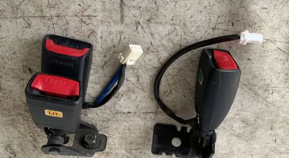 KIA Ceed Rear seatbelt