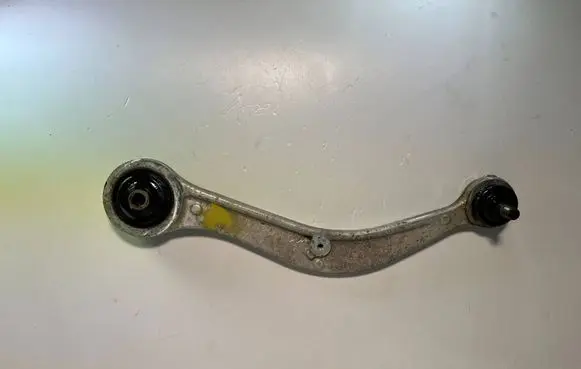 Mitsubishi Lancer Evolution Rear control arm 4125A038