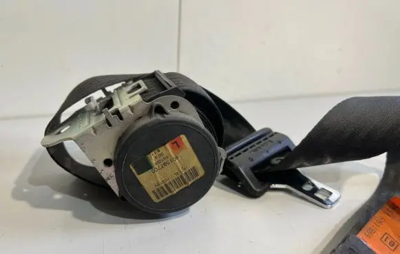 Ford Focus C-MAX Rear seatbelt 601597700 0112L0232V