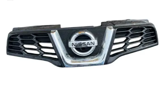 Nissan Qashqai Front bumper upper radiator grill 62310BR10A