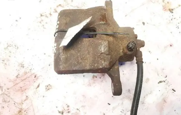 Hyundai i30 Front brake caliper mobis57