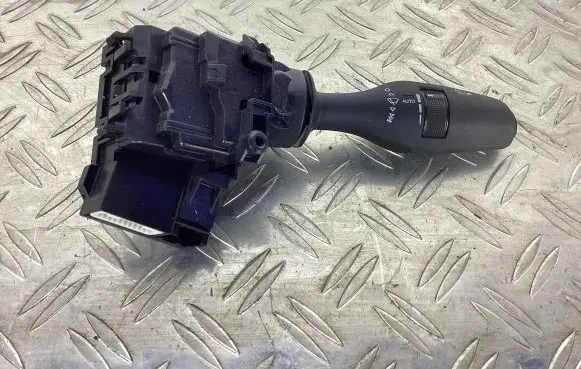 Lexus IS III XE30 Wiper control stalk 17F774