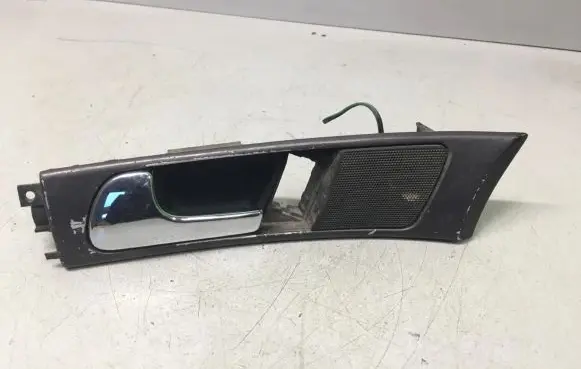Audi A6 S6 C5 4B Front door interior handle 4B0837019