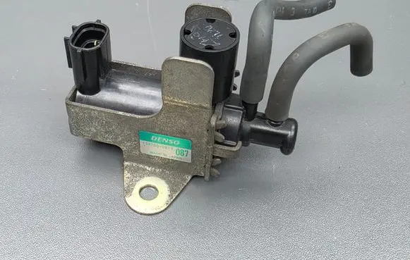 Honda CR-V Turbo solenoid valve 1397000870