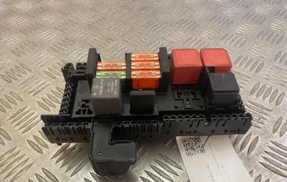 Mercedes-Benz GLC X253 C253 Fuse module A2059068501