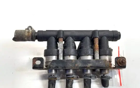 Audi A3 S3 8P LP gas injector 67R018502
