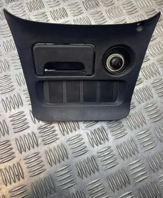 Toyota RAV 4 (XA20) Ashtray (front) 42020 42010 55420