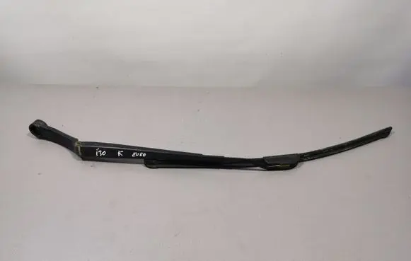 Hyundai i30 Windshield/front glass wiper blade 