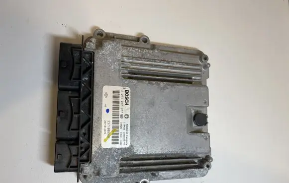 Renault Master III Engine control unit/module 0281017977