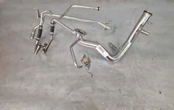 Volvo XC90 Engine coolant pipe/hose 31368821