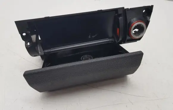 Volkswagen Touran I Ashtray (front) 1T1857961