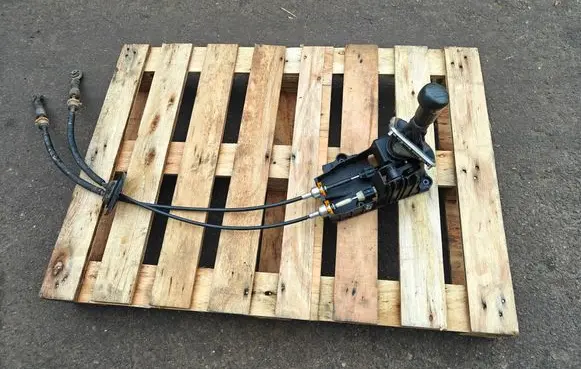 Chevrolet Captiva Gear shifter/selector G04100