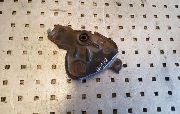 Nissan Almera N16 Radiator mount bracket